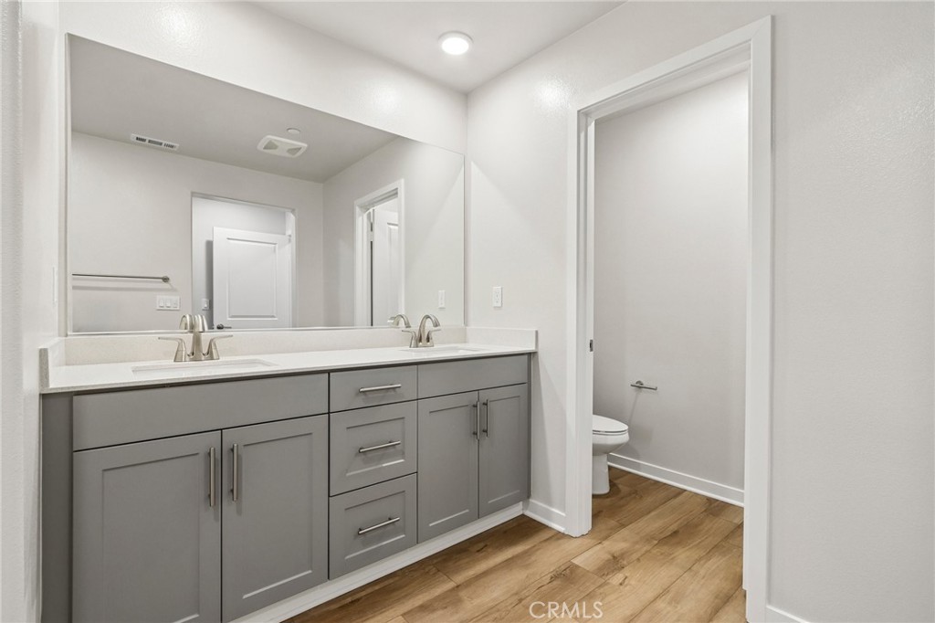 9536 Hannah Way Property Photo 17