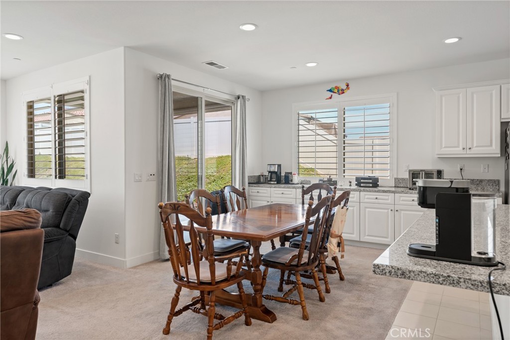 1620 Village Green Property Photo 13