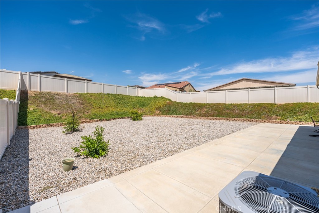 1620 Village Green Property Photo 33