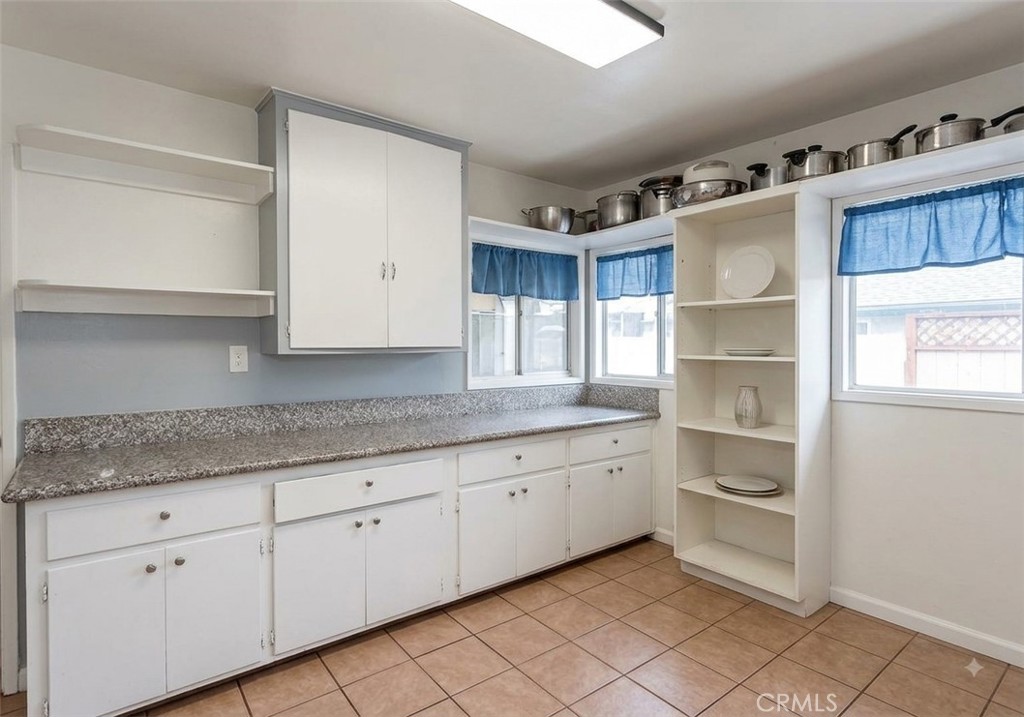 1354 W 84th Street Property Photo 11