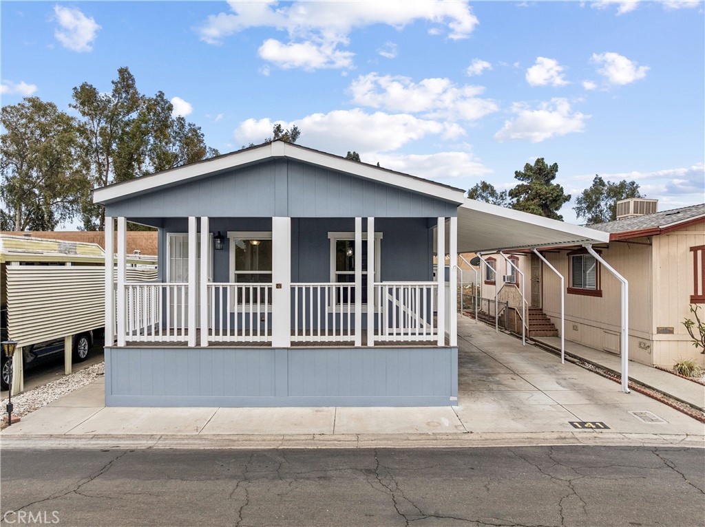 10550 Dunlap Crossing 141 Property Photo 1