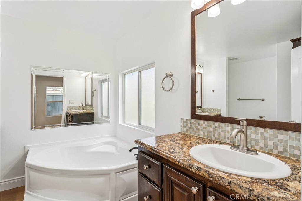10550 Dunlap Crossing 141 Property Photo 21