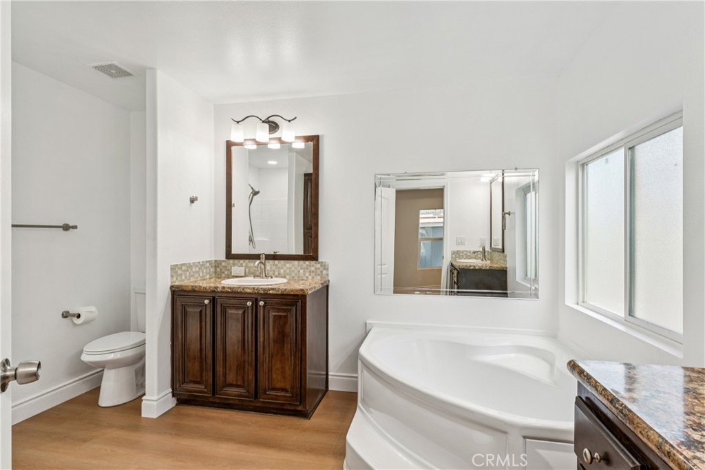 10550 Dunlap Crossing 141 Property Photo 22