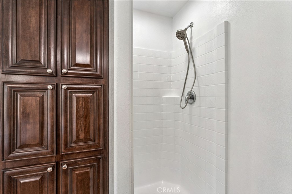 10550 Dunlap Crossing 141 Property Photo 24