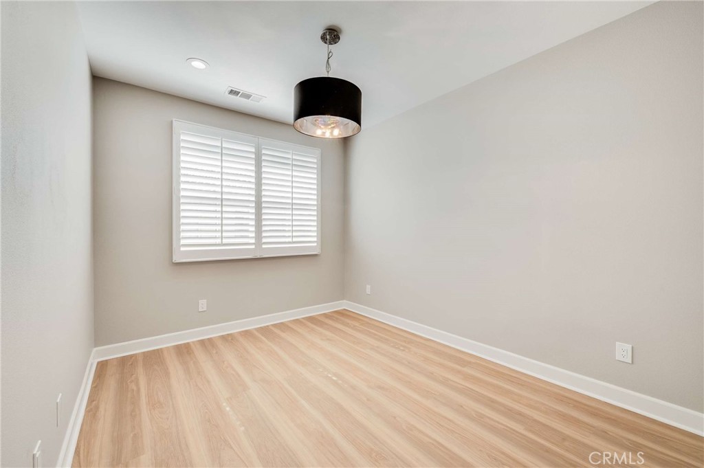 870 E Mountain Way C Property Photo 31