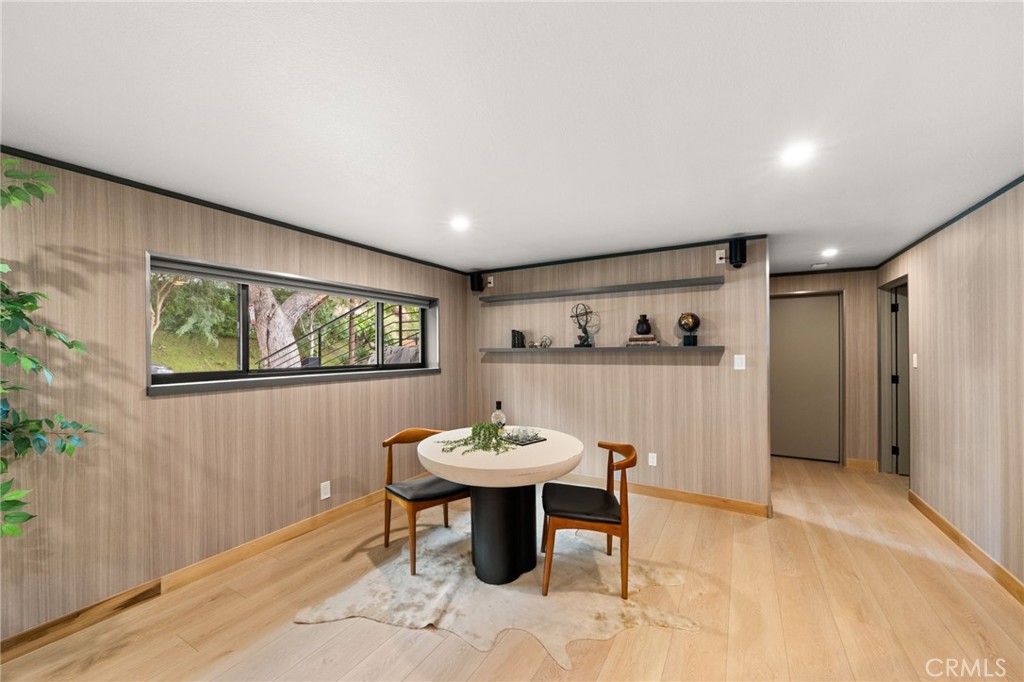 325 N Madison Avenue Property Photo 35