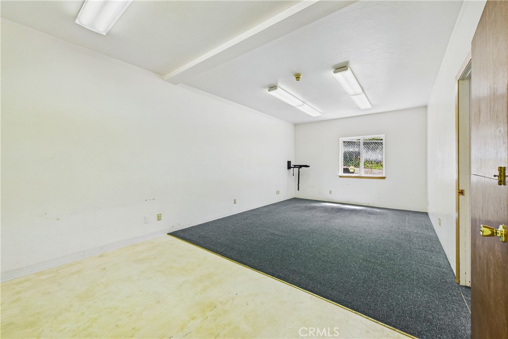 555 Bayside Property Photo 16