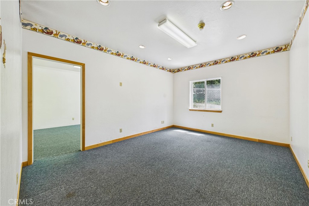 555 Bayside Property Photo 17