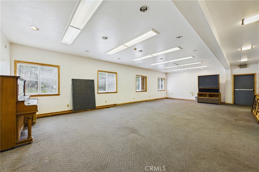 555 Bayside Property Photo 18