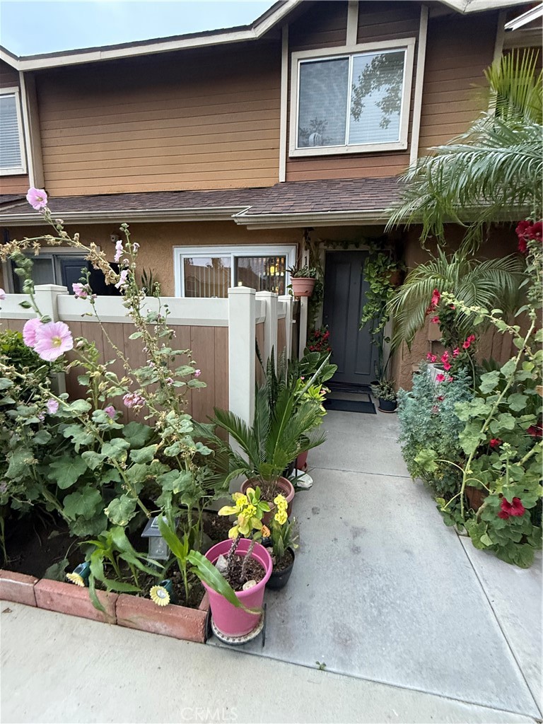 1460 Kendall 17 Property Photo 1