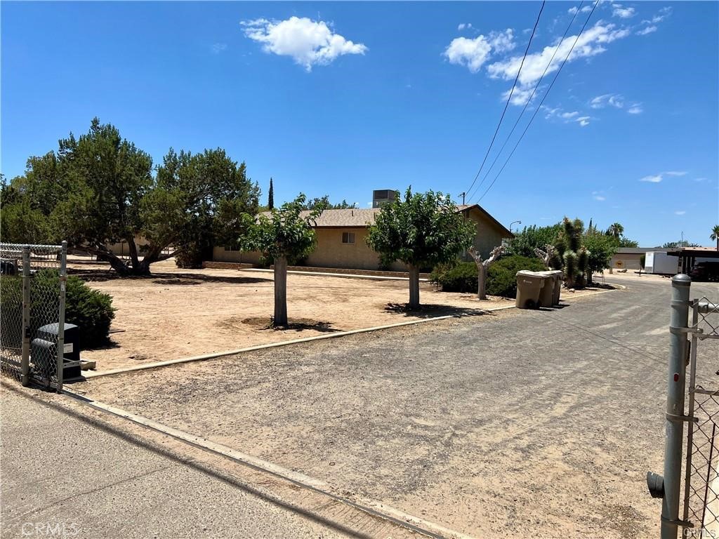 8978 7th Property Photo 2