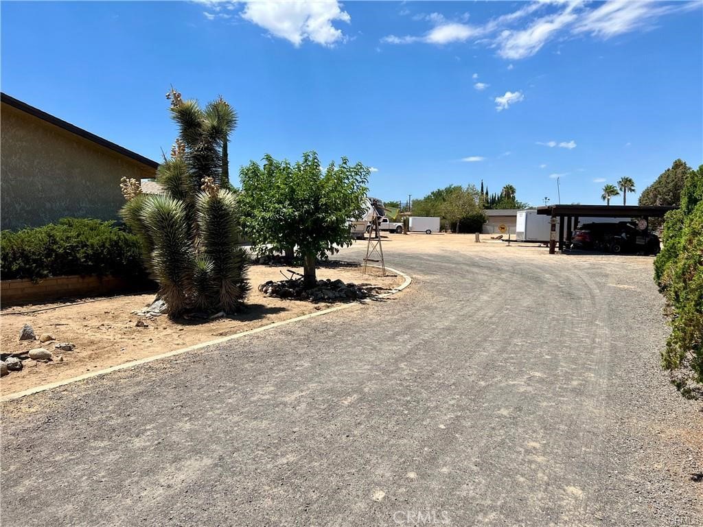8978 7th Property Photo 3