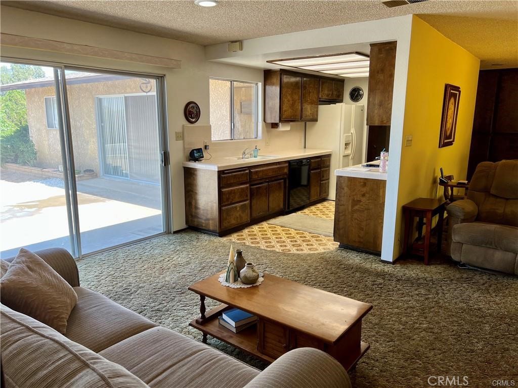 8978 7th Property Photo 8
