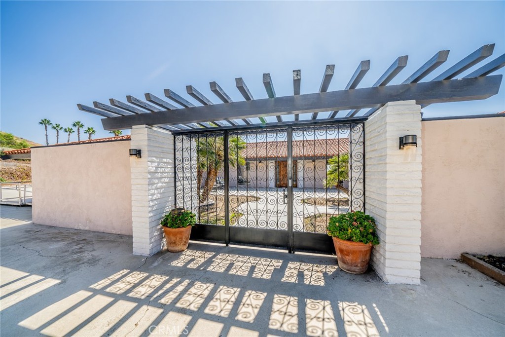 42031 San Jose Property Photo 2