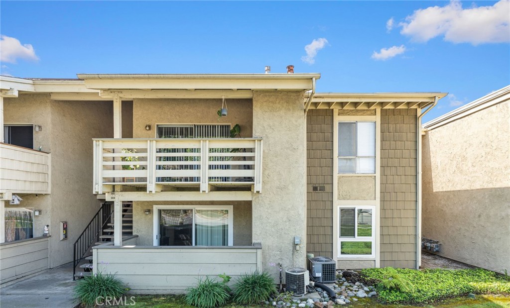 1130 E Alosta B102 Property Photo 1