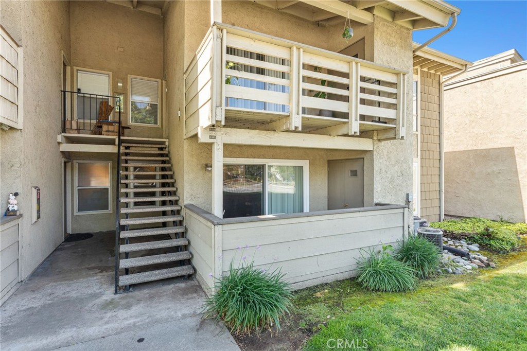 1130 E Alosta B102 Property Photo 6