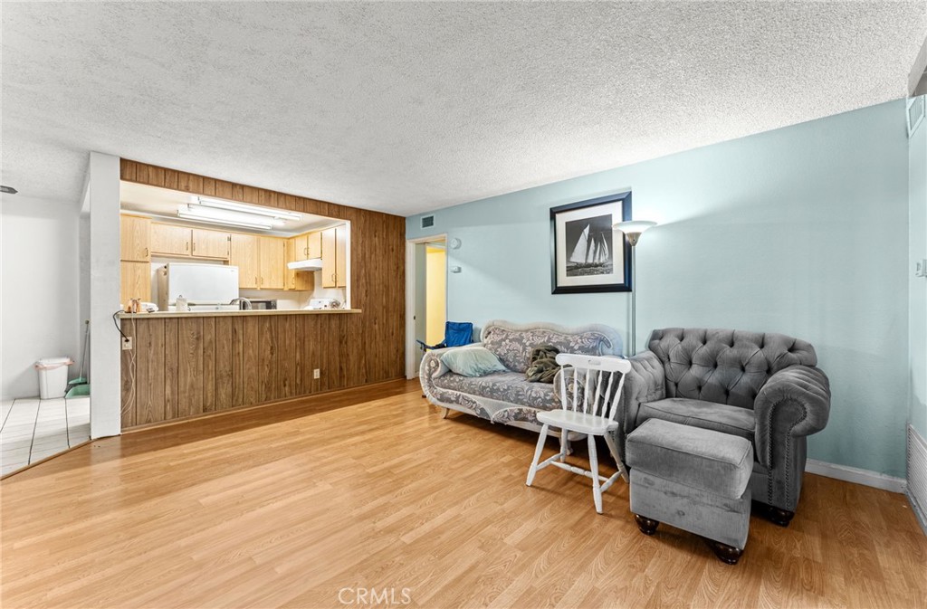 1130 E Alosta B102 Property Photo 9