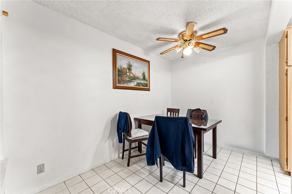 1130 E Alosta B102 Property Photo 11