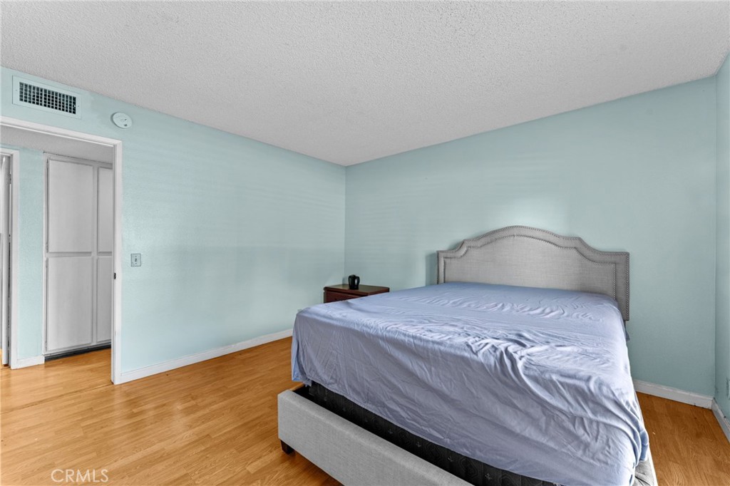 1130 E Alosta B102 Property Photo 14