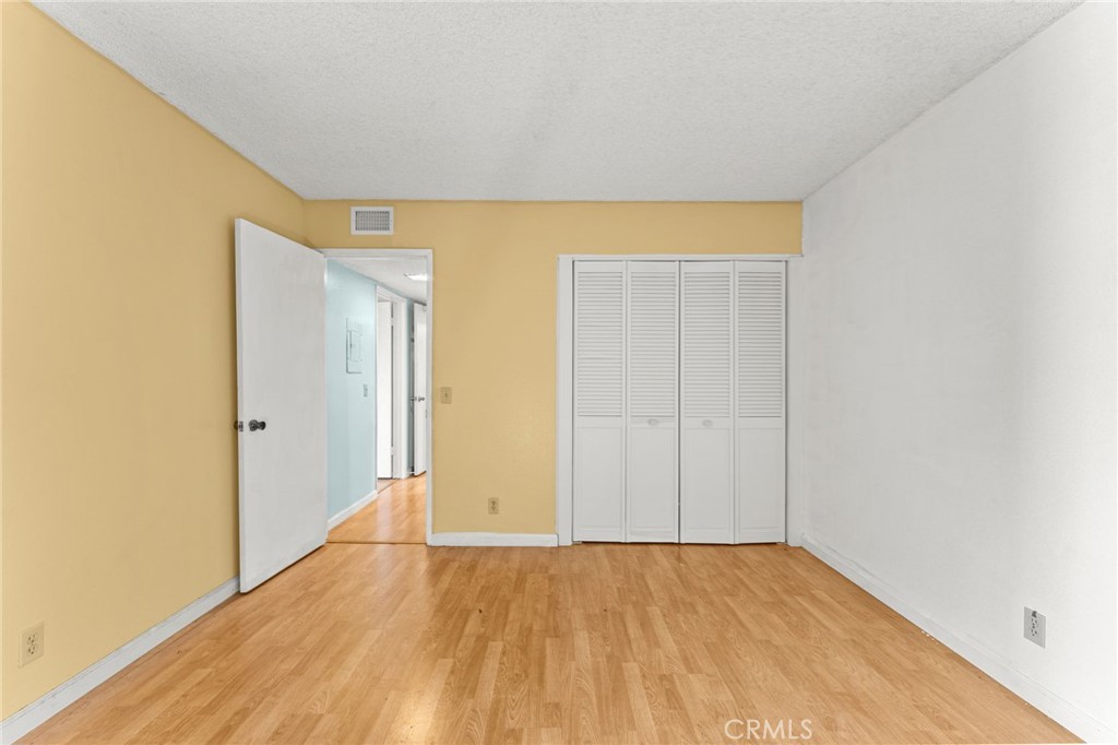 1130 E Alosta B102 Property Photo 18