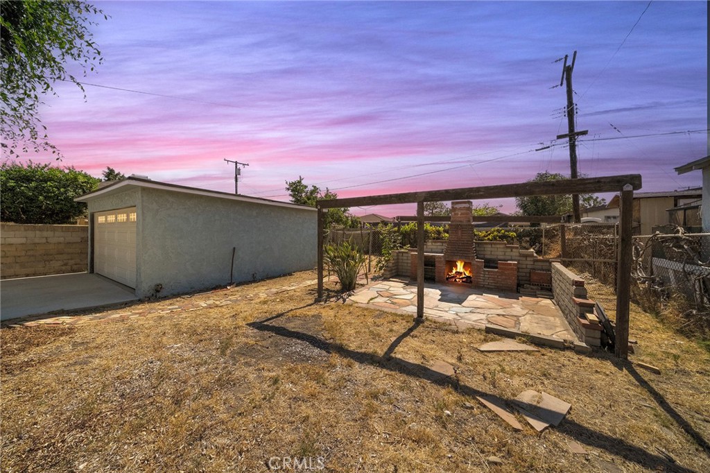 543 N Angeleno Avenue Property Photo 19