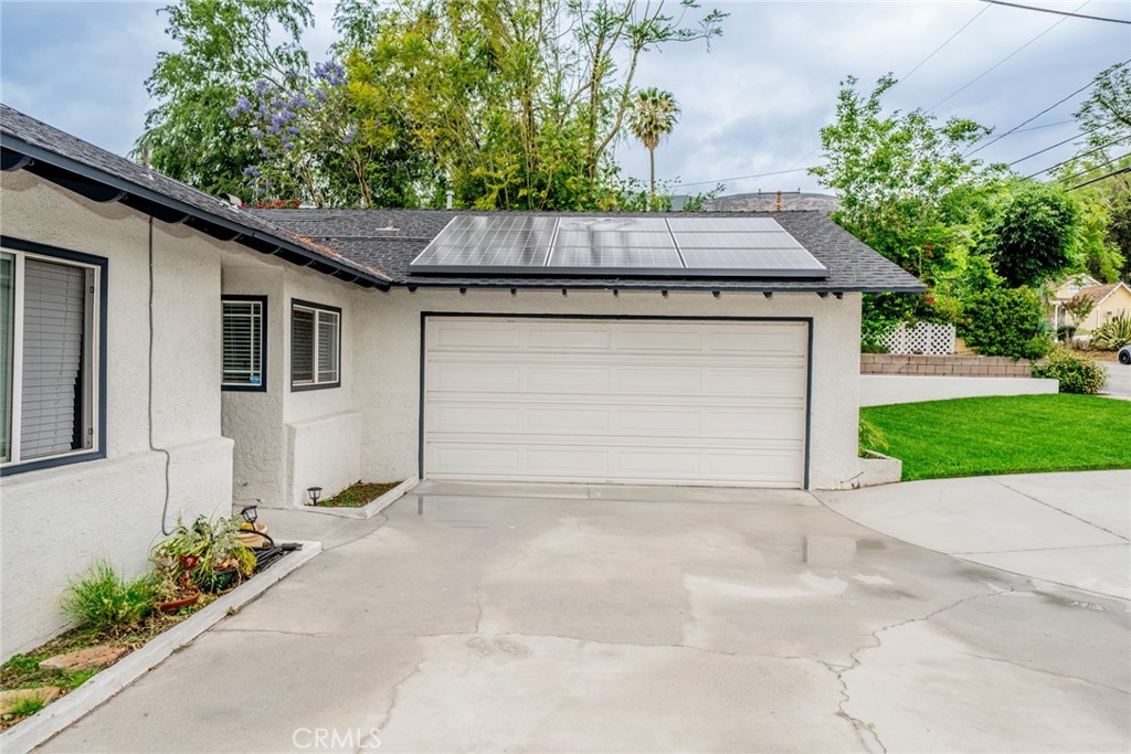 5312 N Mountain View Property Photo 4