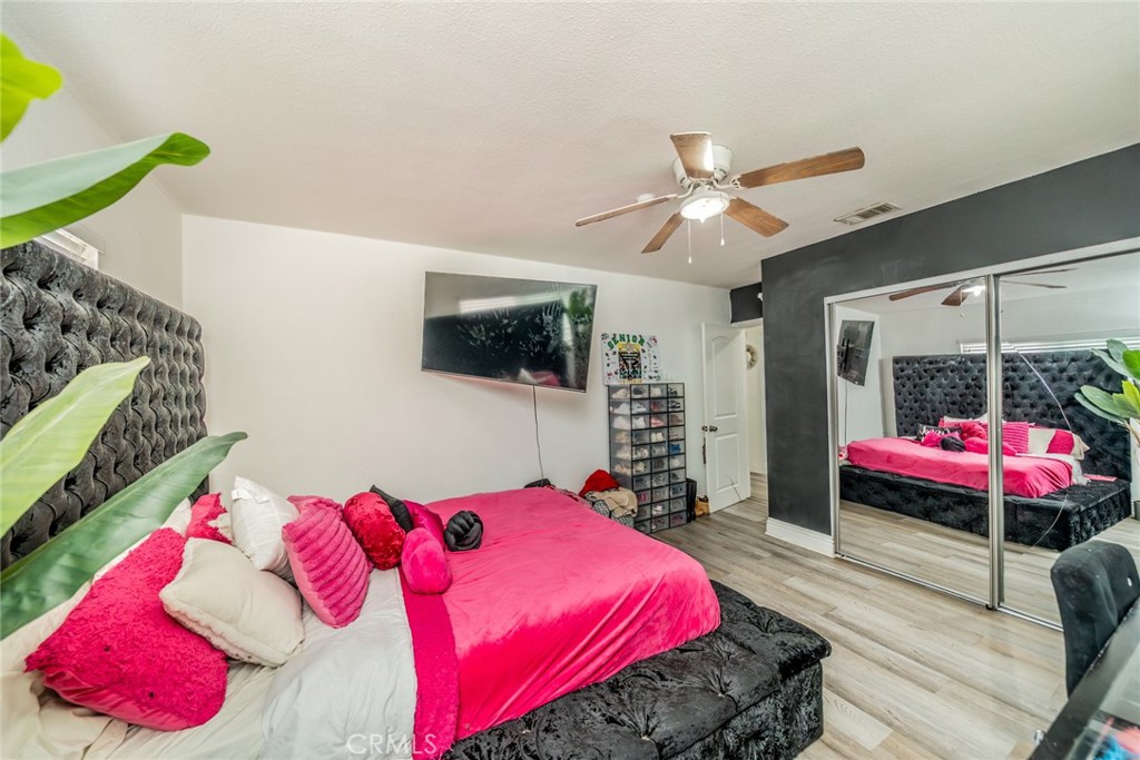 5312 N Mountain View Property Photo 22