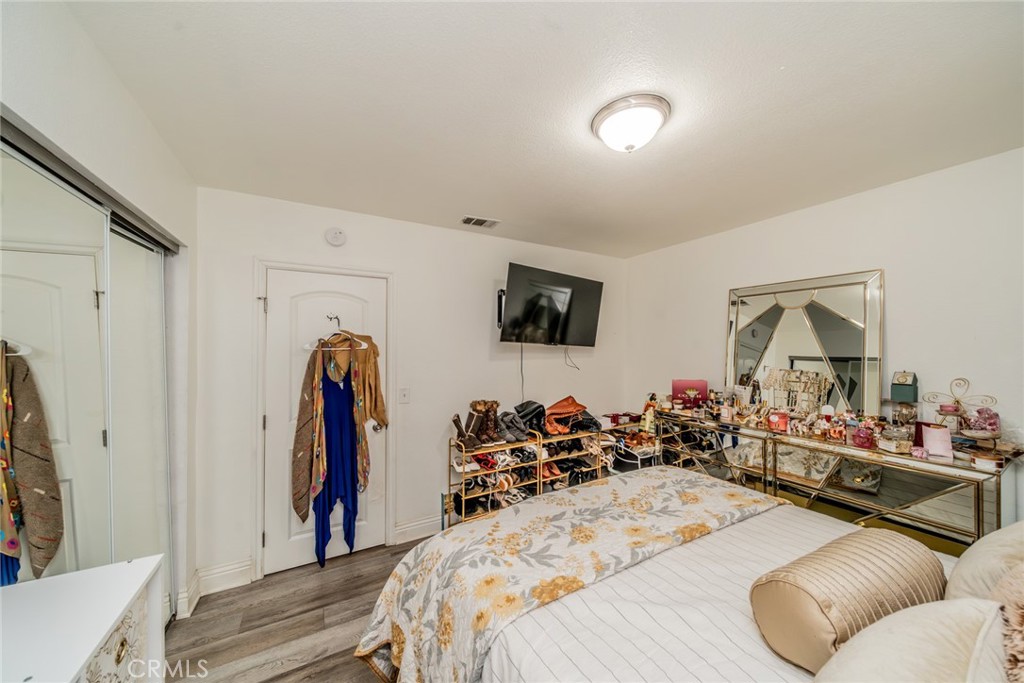 5312 N Mountain View Property Photo 30
