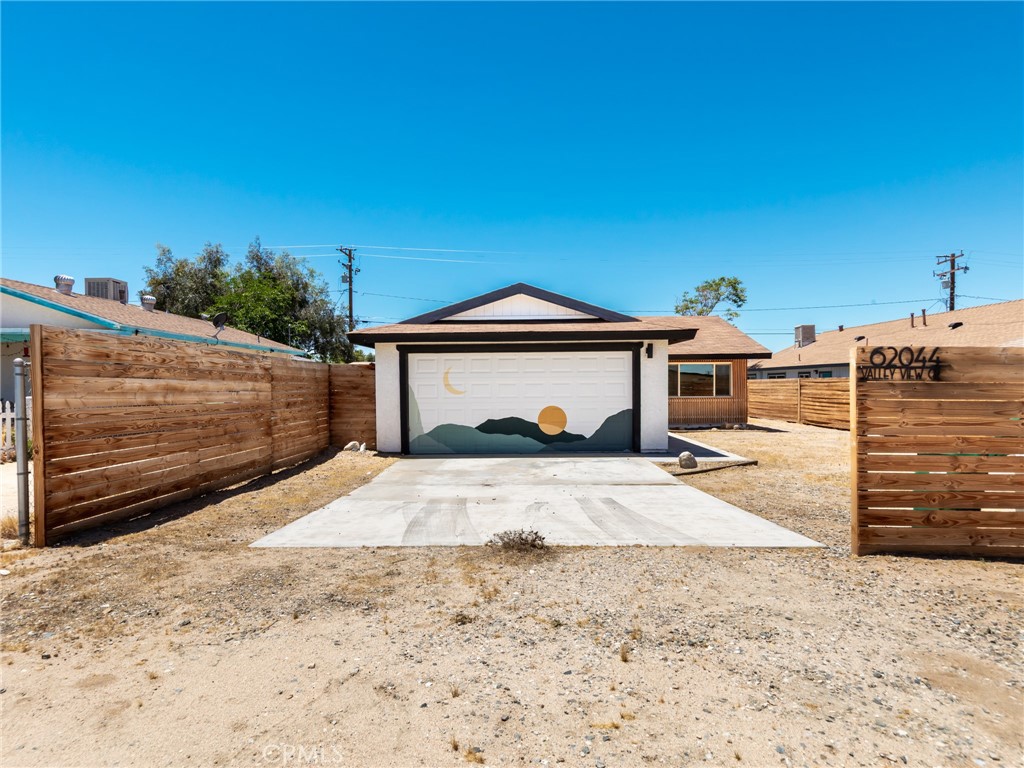 62044 Valley View Property Photo 3