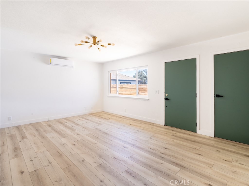 62044 Valley View Property Photo 8