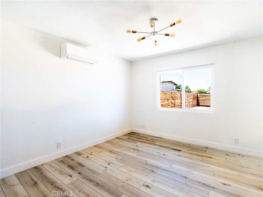 62044 Valley View Property Photo 15