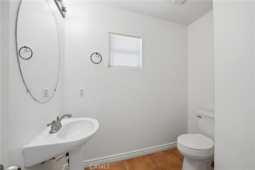 201 E King Property Photo 13