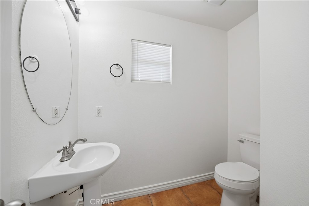 201 E King Property Photo 13