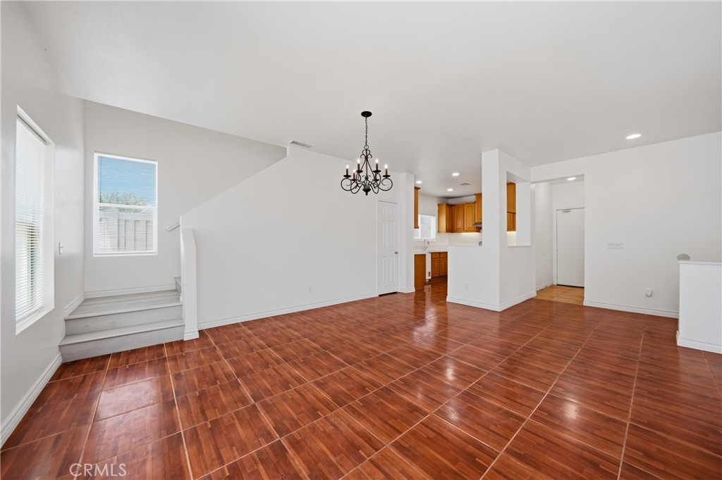 201 E King Property Photo 14