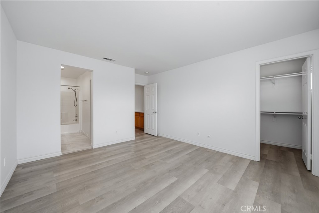 201 E King Property Photo 17