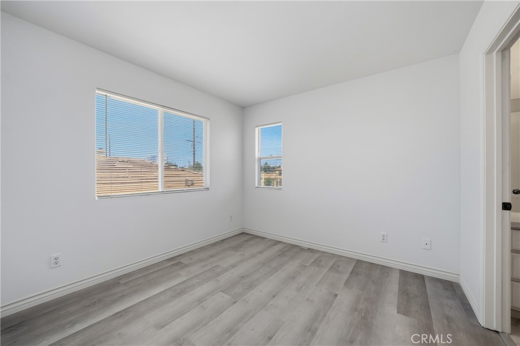 201 E King Property Photo 20