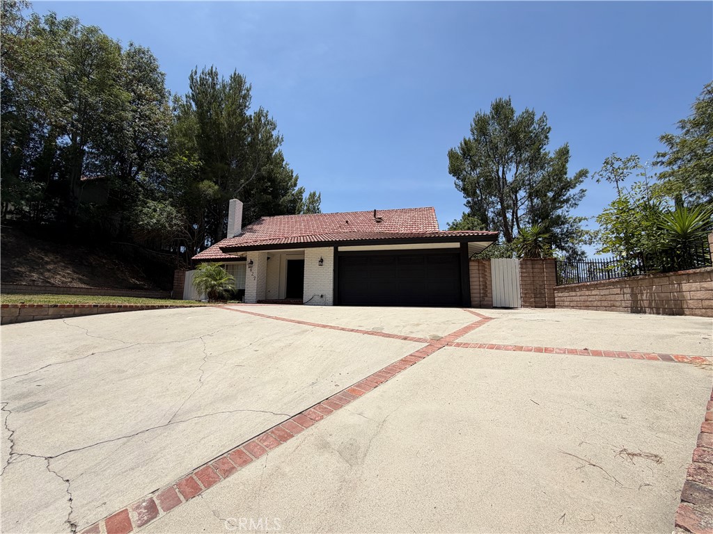 12829 Mclennan Avenue Property Photo 2
