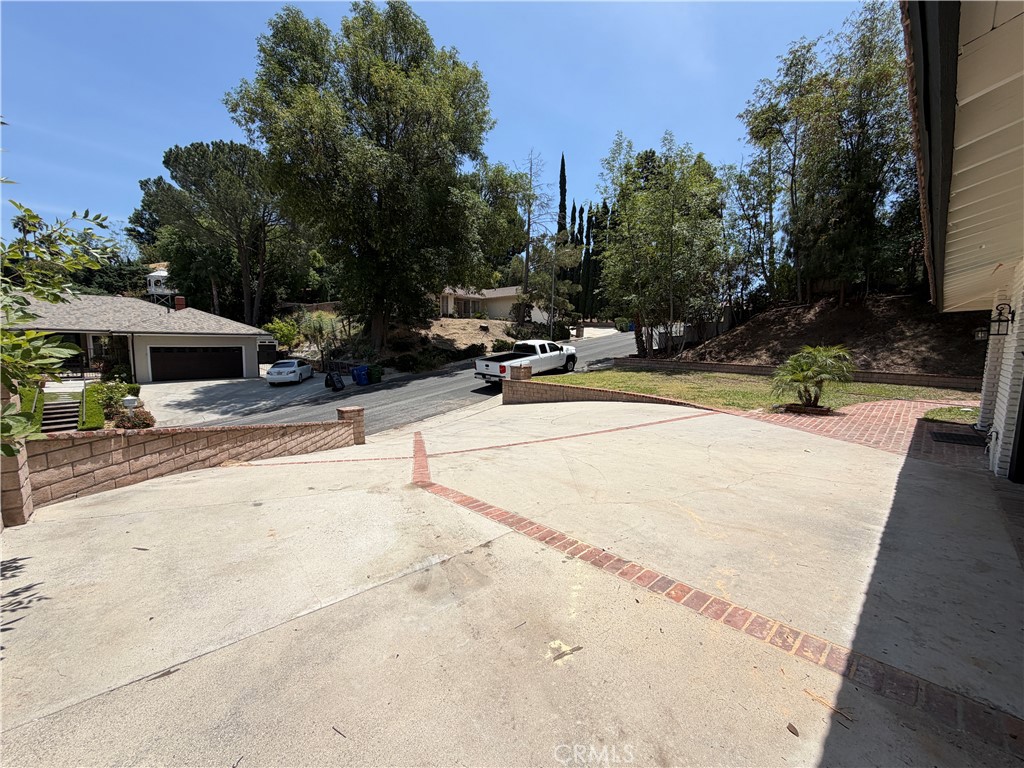 12829 Mclennan Avenue Property Photo 4