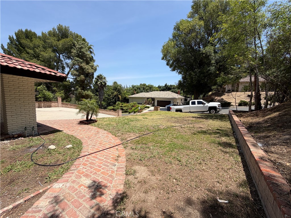 12829 Mclennan Avenue Property Photo 6