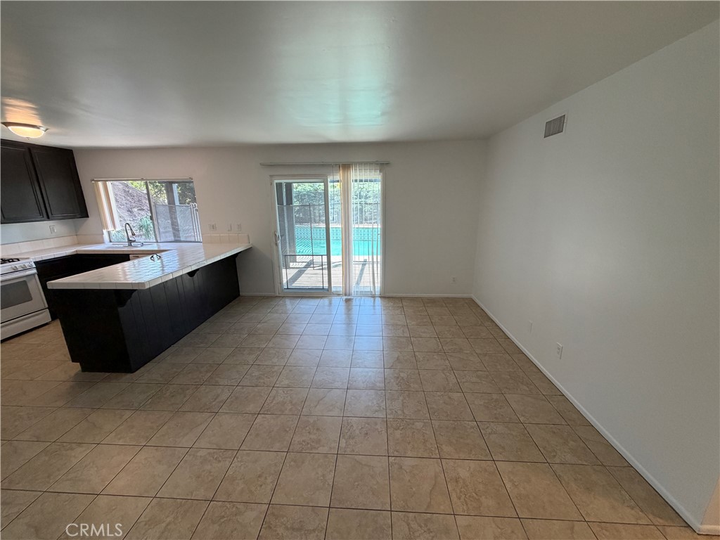 12829 Mclennan Avenue Property Photo 11