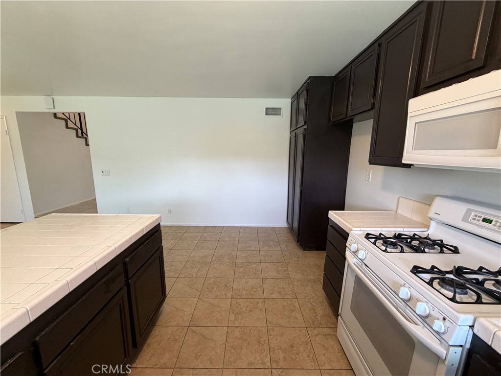12829 Mclennan Avenue Property Photo 15