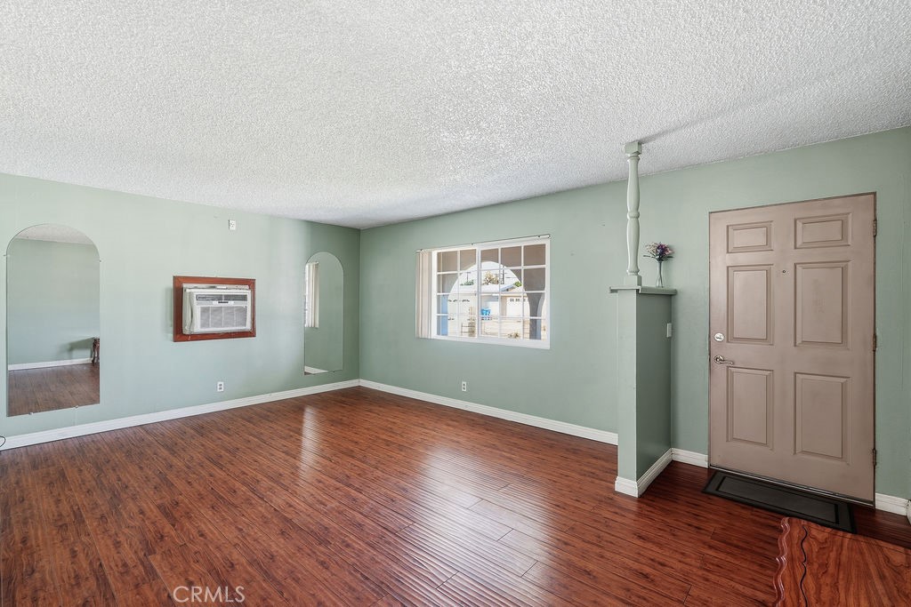 2224 Delnice Avenue Property Photo 8