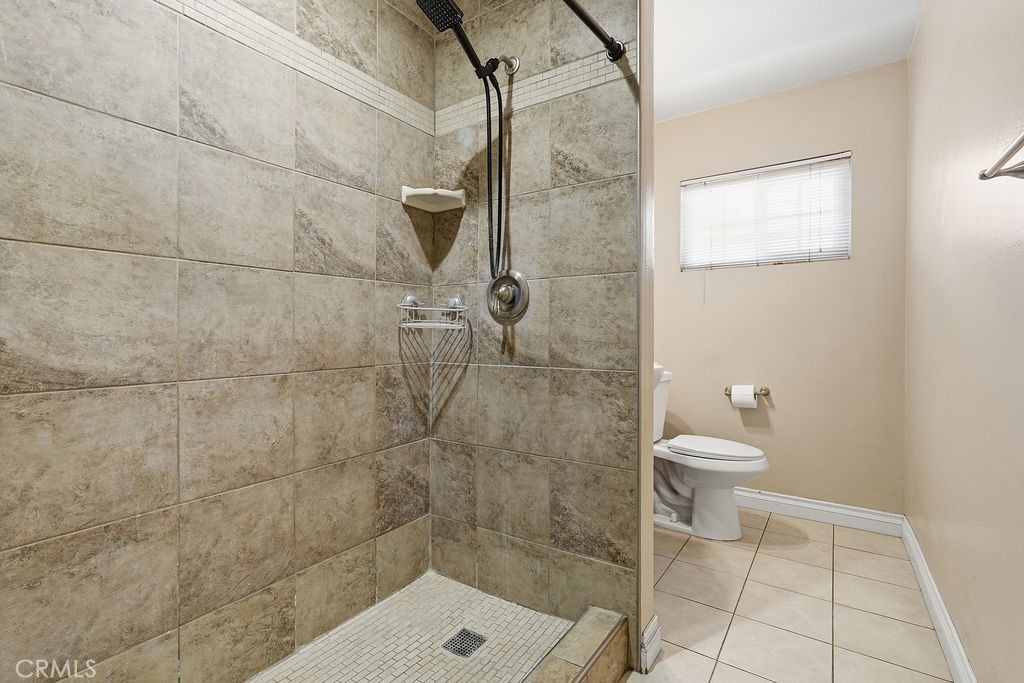 2224 Delnice Avenue Property Photo 17