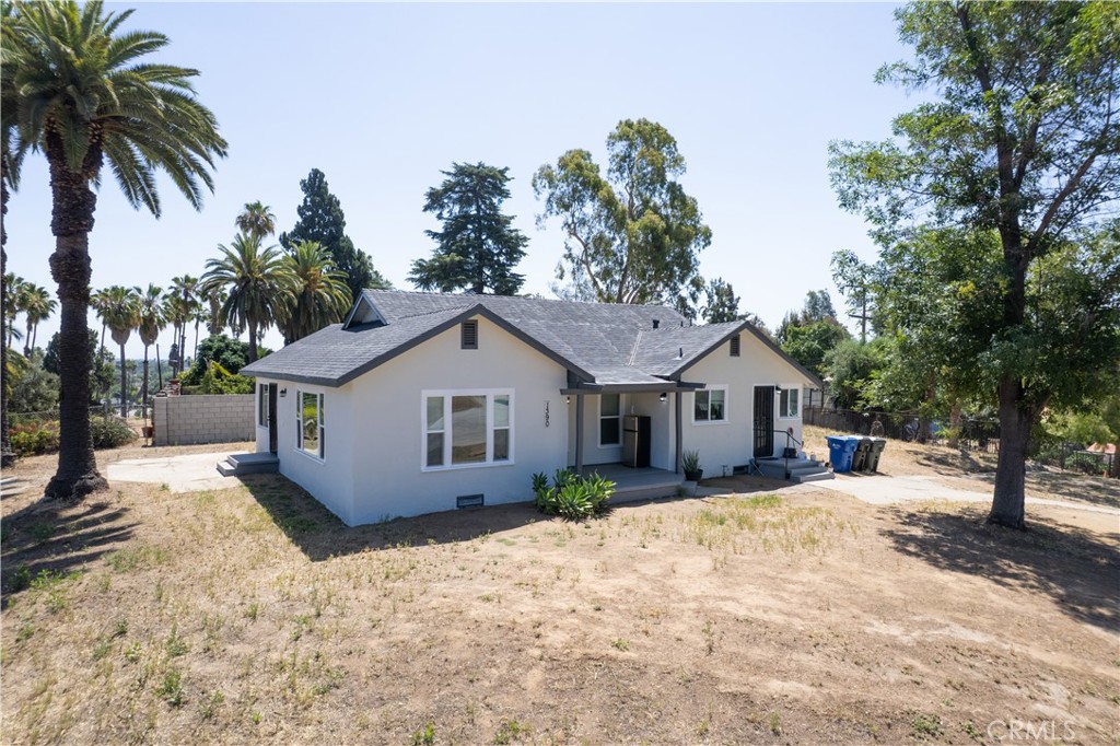 1390 Prospect Property Photo 4