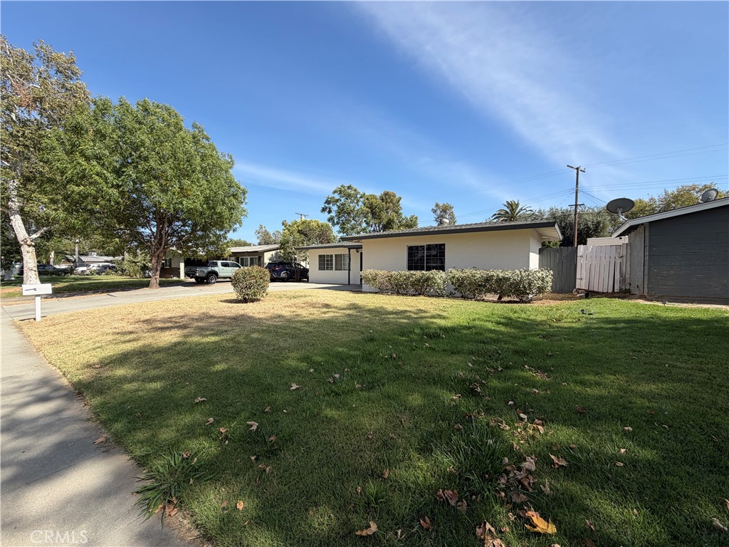 5750 Willard Way Property Photo 2