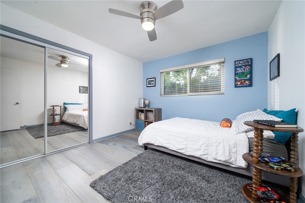 2129 N San Marcos Place Property Photo 19