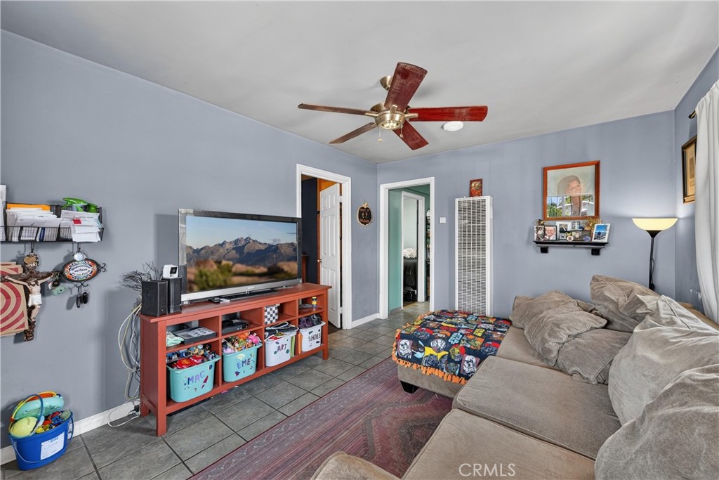 8000 Lou Dillon Avenue Property Photo 10