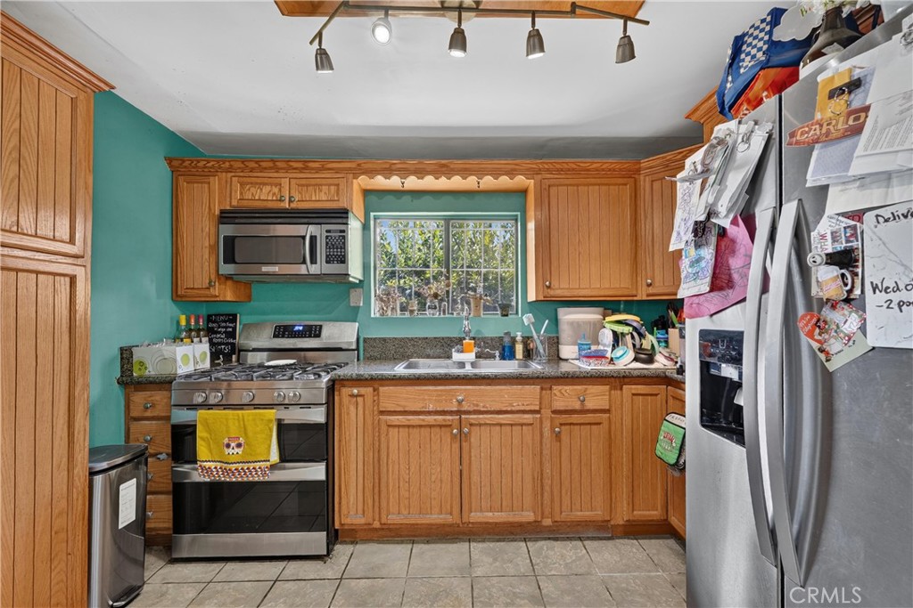 8000 Lou Dillon Avenue Property Photo 12
