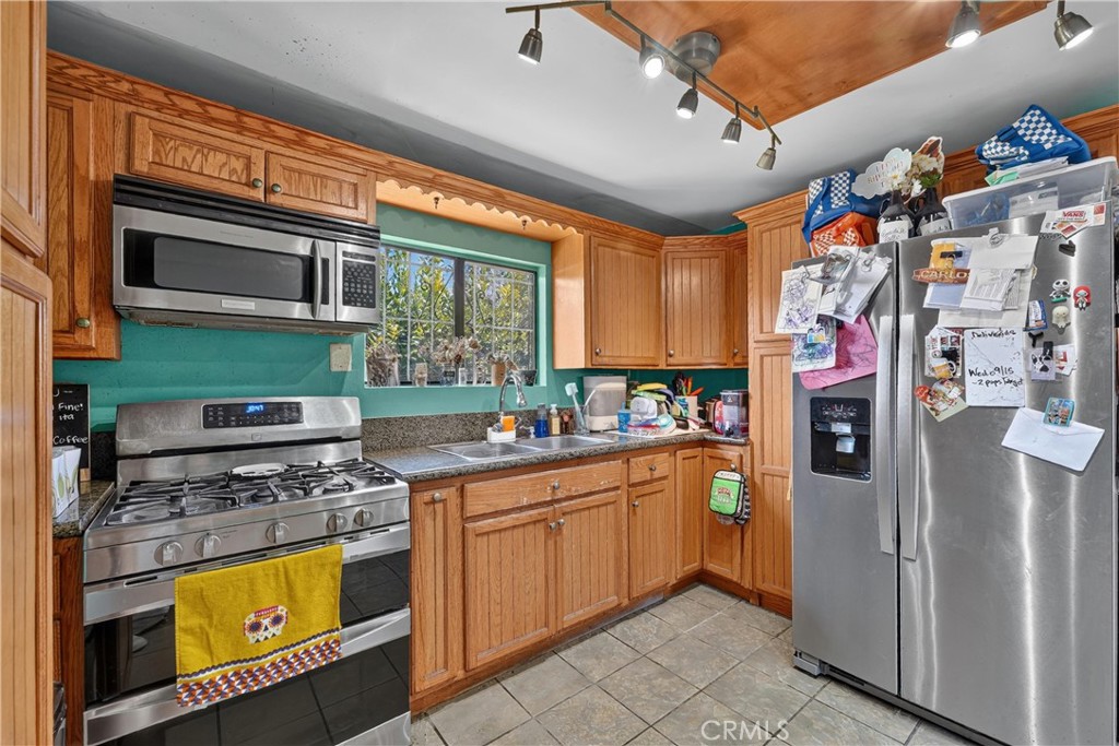 8000 Lou Dillon Avenue Property Photo 13