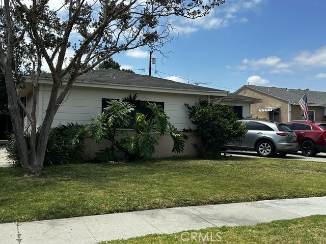 3650 E Poppy Property Photo 2